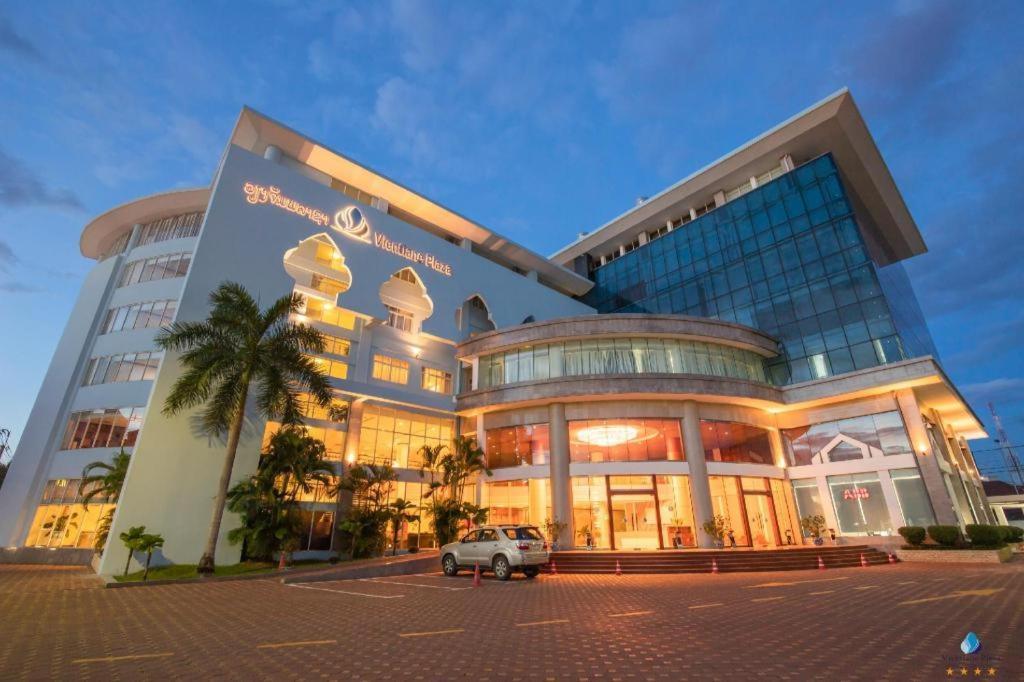 Vientiane Plaza Hotel Exterior photo